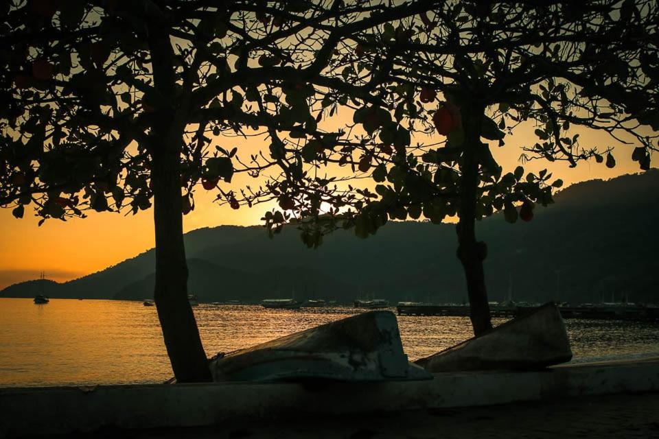 Pousada Recreio Da Praia Abraão Exterior foto